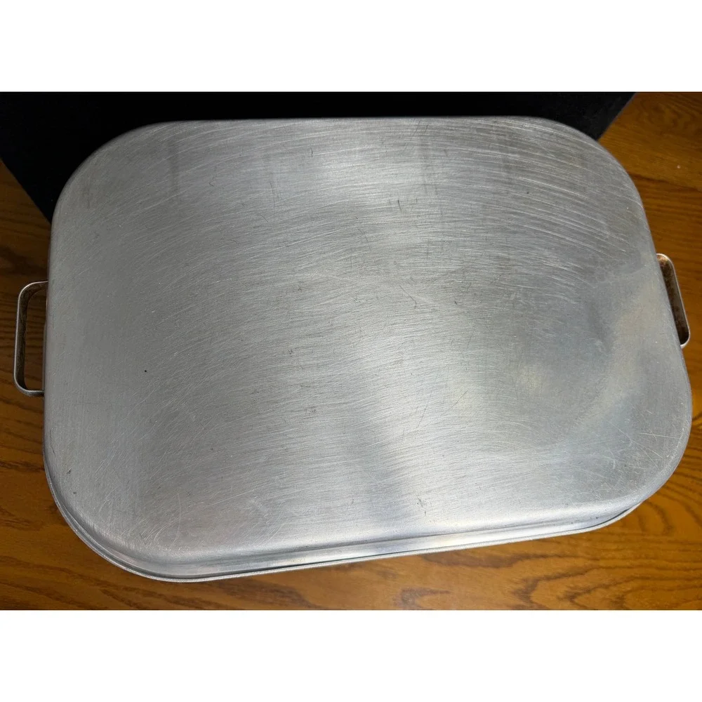 Vintage Wear-Ever Aluminum Roaster Steamer Set: No 825-LR 825-FR Made in USA
